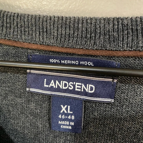 Men V-Neck Merino Wool Sweater XL navy blue LANDS END casual cozy warm soft - Picture 3 of 7